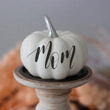 Load image into Gallery viewer, pumpkin calligraphy place card by fioribelle
