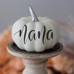 thanksgiving pumpkin place cards by fioribelle
